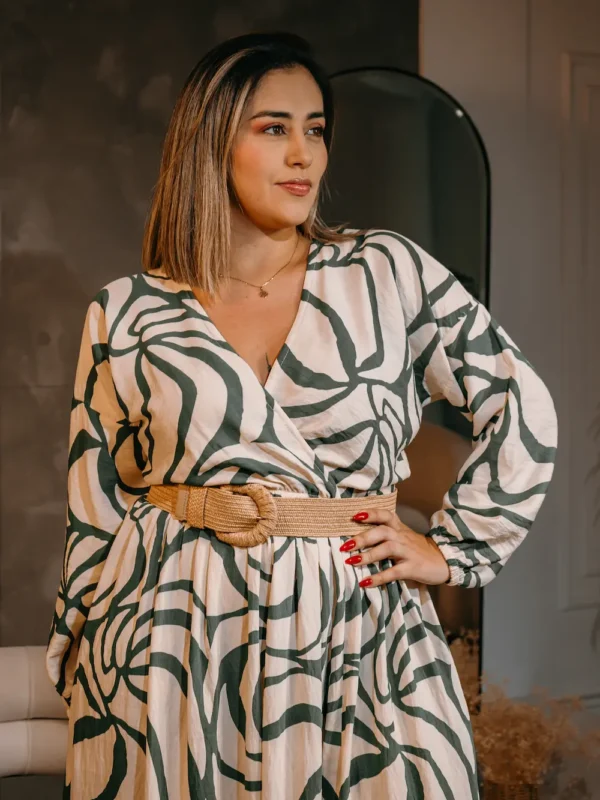 Maxivestido estampado con escote cruzado para mujer curvy